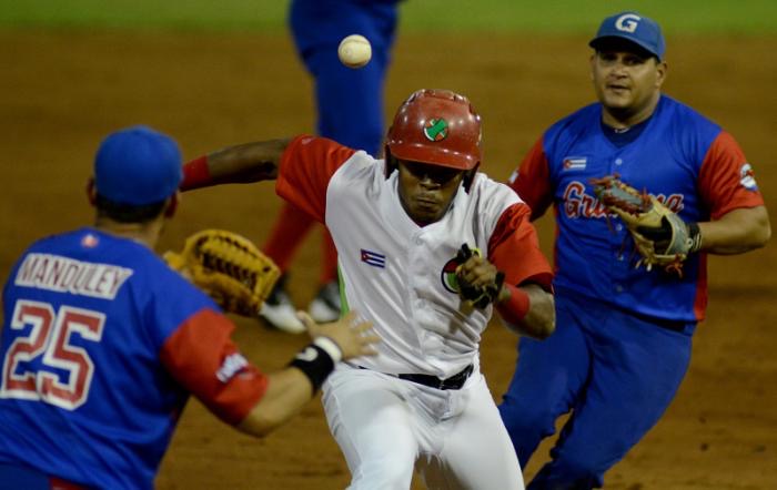 Alazanes y Leñadores protagonizaron una brillante final en la serie 57. 