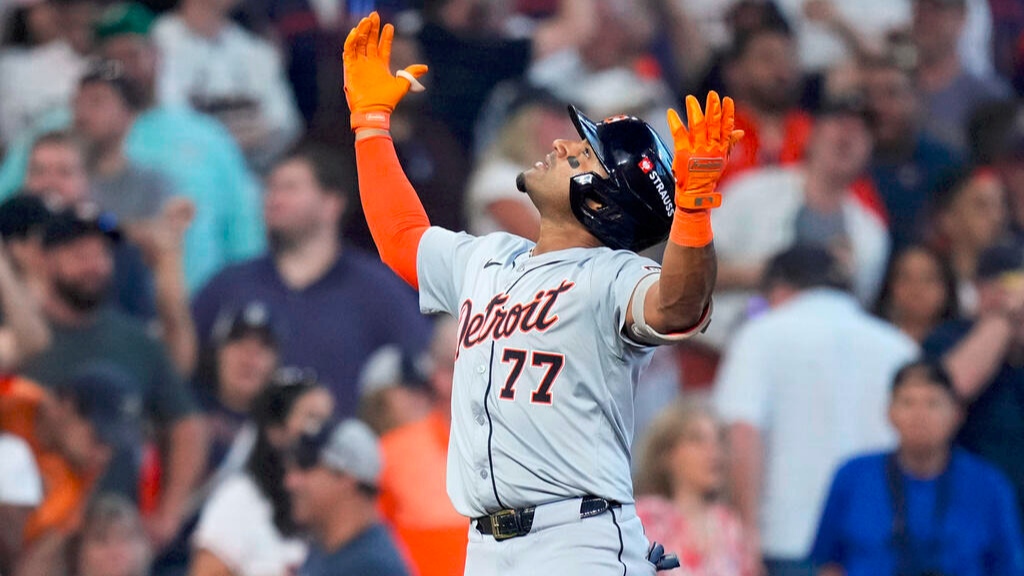 Andy Ibañez participó como bateador emergente en el partido de Play Off ante Houston Astros