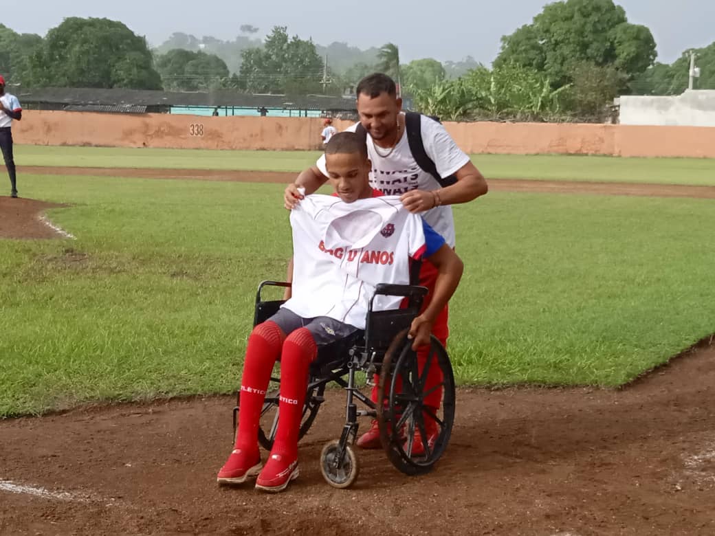 Tras su brillante actuación en Las Tunas Rubén Rodríguez participó con Baguanos en la Serie Provincial. 