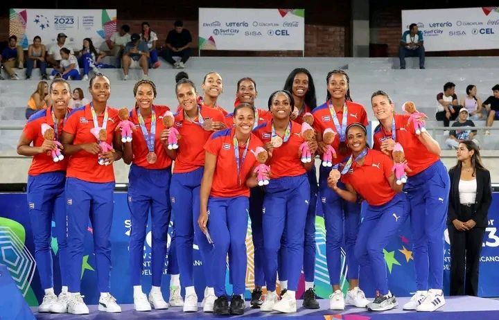 Dt de voleibol femenino debuta en copa panamericana