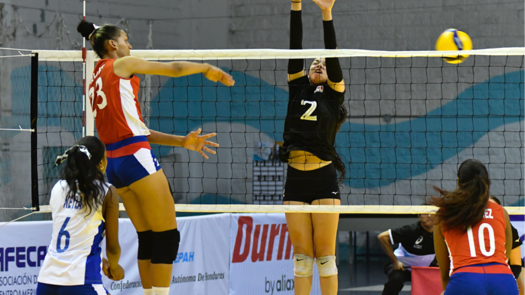 Las voleibolistas cubanas jugaron su primer partido del torneo NORCECA