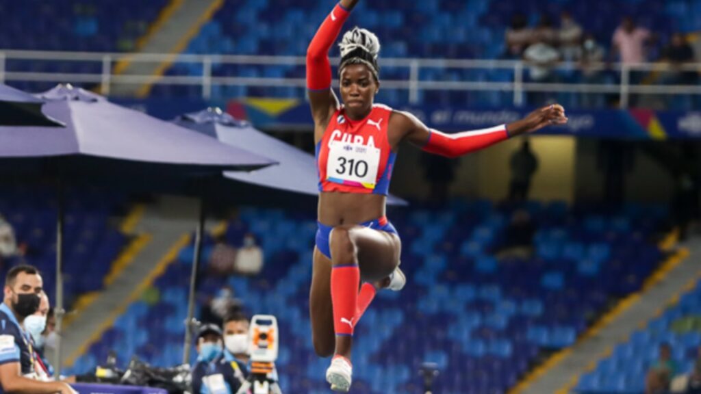 Leyanis Pérez es la principal atleta cubana de triple salto en la actualidad