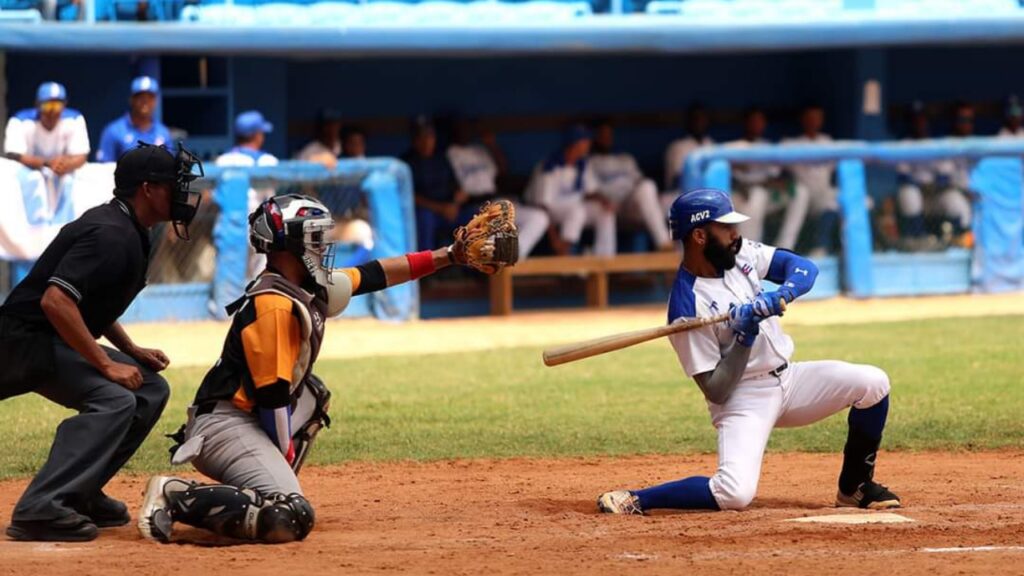 Industriales y Villa Clara protagonizan una de las rivalidades más fuertes del beisbol cubano