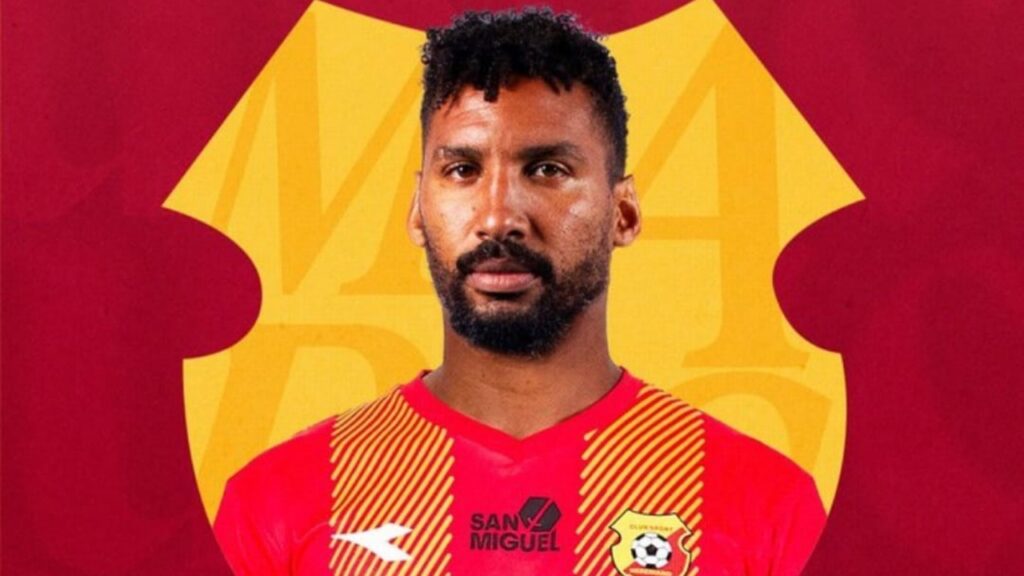 Marcel Hernández continuará jugando futbol en Costa Rica