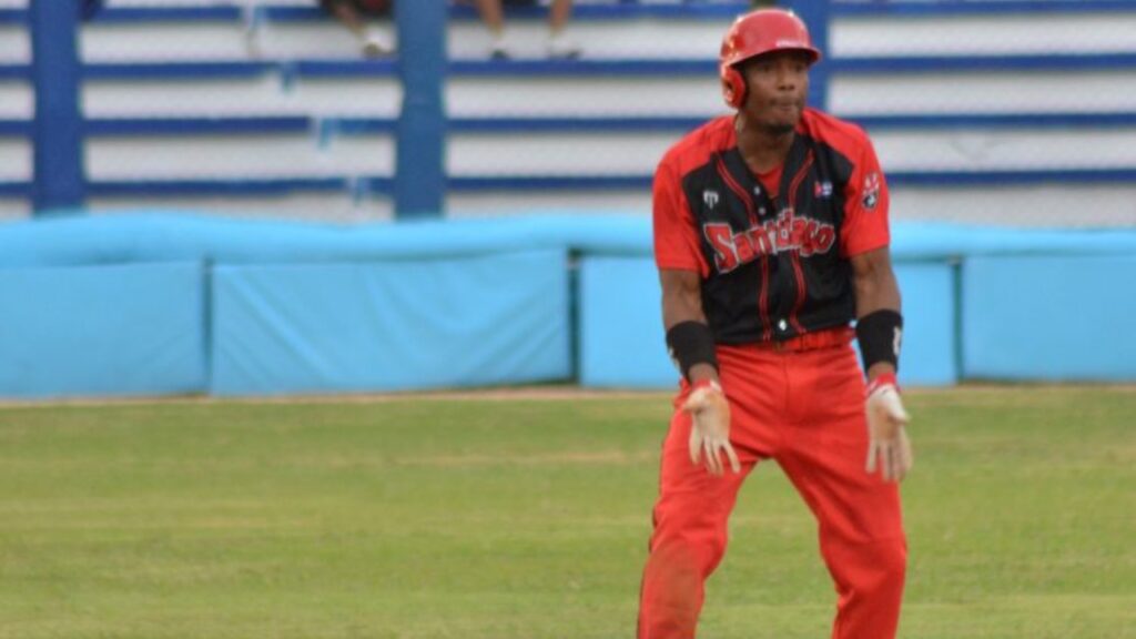 Leones y Avispas protagonizan el clásico del beisbol cubano