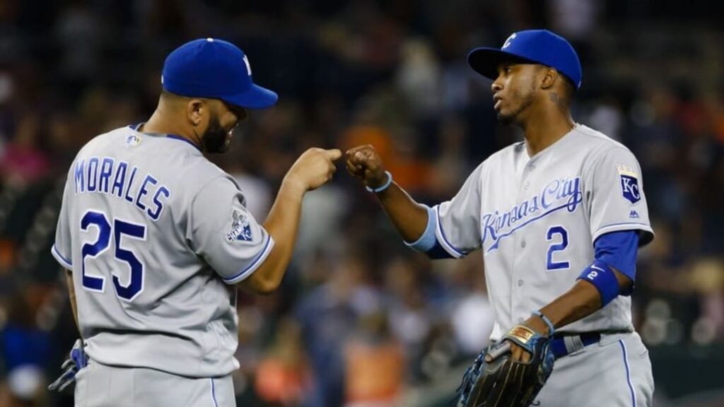 Kendrys Morales jugó en el equipo de MLB de Kansas City Royals