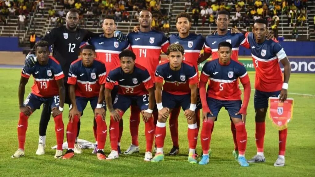 Equipo Cuba en su presentación ante Jamaica en la Liga de Naciones de la CONCACAF