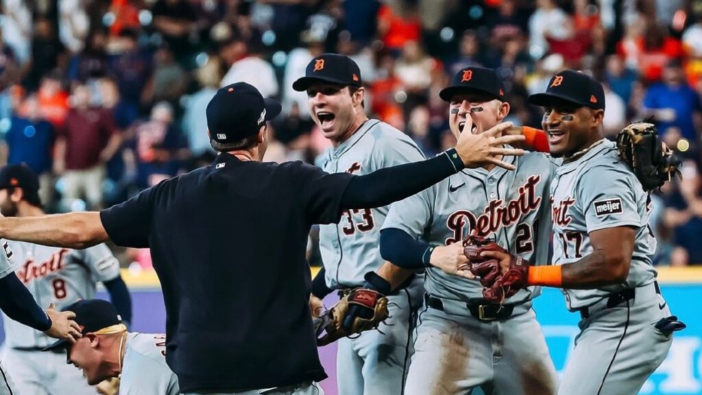 Detroit Tigers celebra la victoria ante Houston Astros