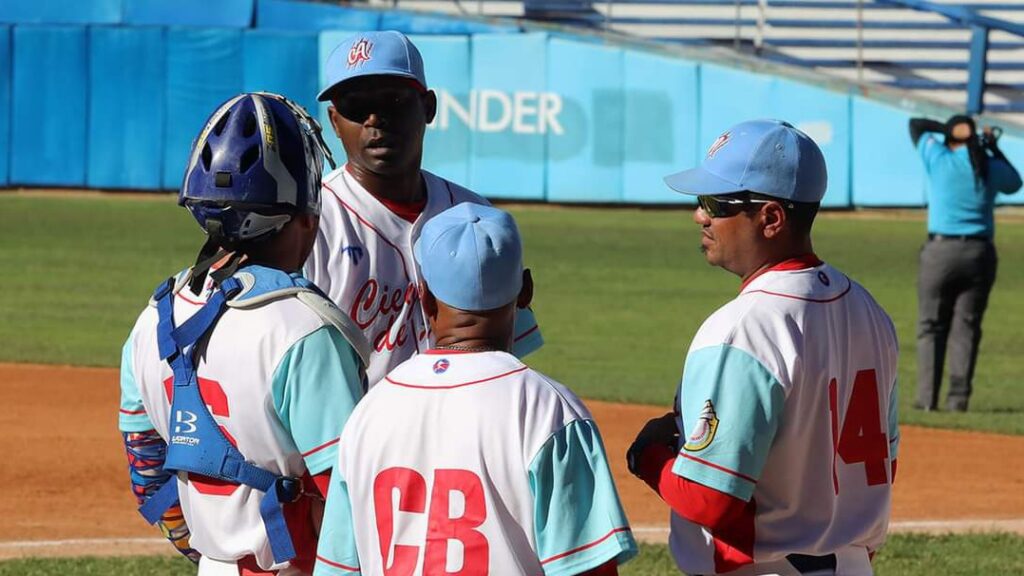 Aumento de salarios en el beisbol cubano para la Liga ëlite