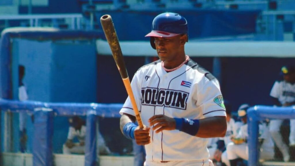 Edilse Silva volverá a vestirse de rojinegro tres Series después. Foto: Tomada del perfil del jugador