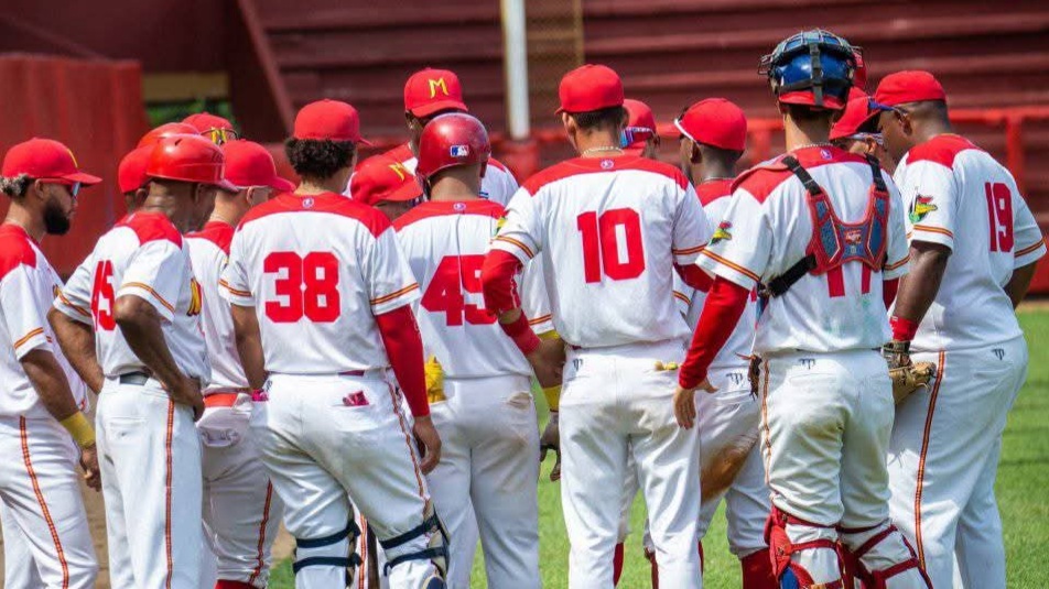 Matanzas barre a Holguín y aprieta la lucha por la cima de la Serie Nacional