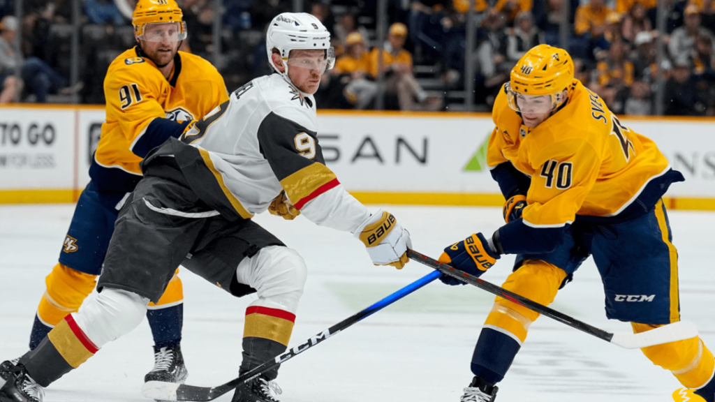 Los Golden Knights caen 4-1 ante los Predators en un inicio que condena