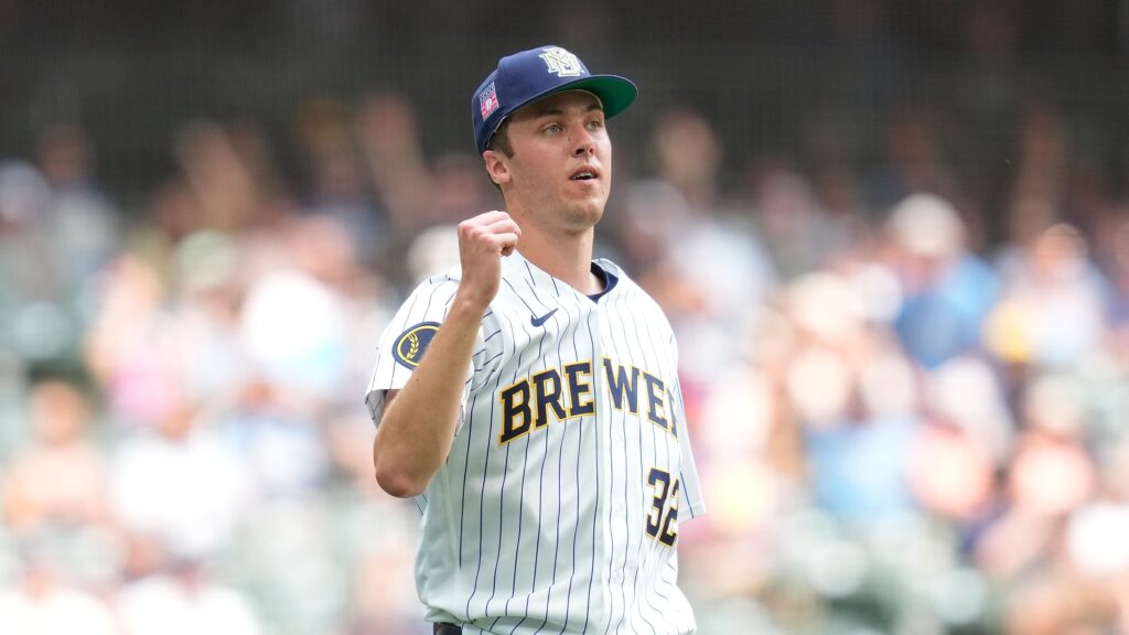 Jacob Misiorowski establece récord de los Cerveceros con 7 ponches consecutivos para abrir el juego
