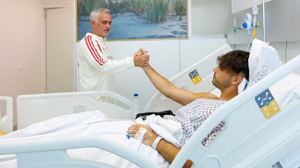 Asencio, operado de la tibia: el Real Madrid no fija fecha para su regreso